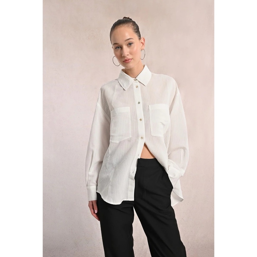Molly Bracken Top Women’s White Semi-Sheer Woven Loose Button Up Long Sleeve NWT